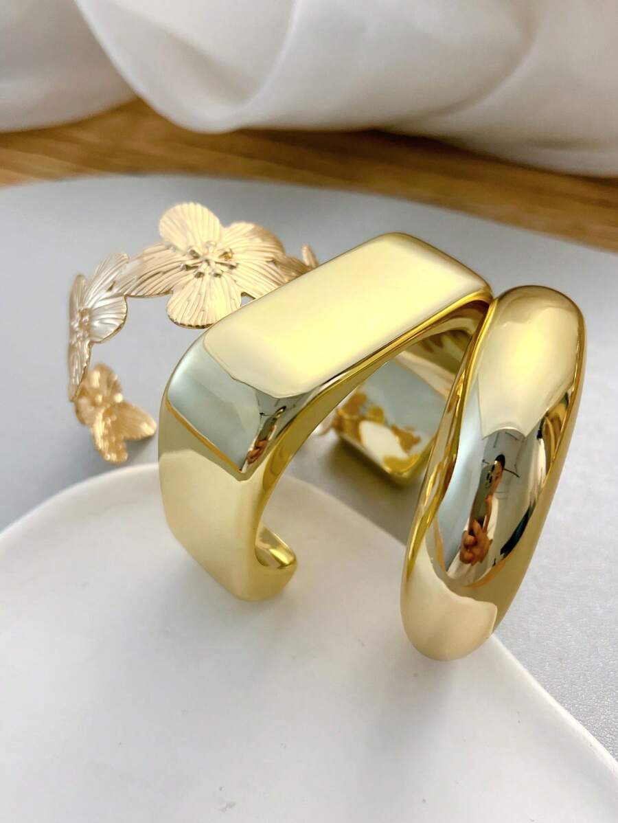 Vintage Exaggerated Luxury Geometric Design Wide Metal Gold Bangle Set