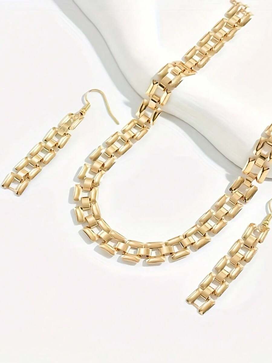 Minimalist Elegant Necklace + Bracelet Jewelry Set