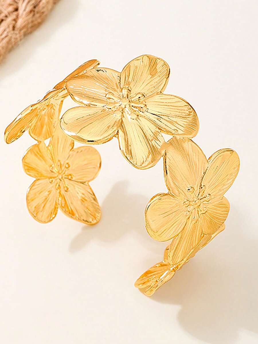 Vintage Exaggerated Luxury Geometric Design Wide Metal Gold Bangle Set