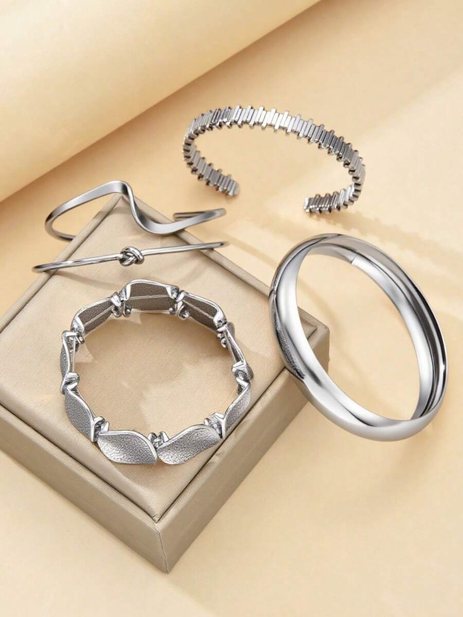 Vintage Exaggerated Luxury Geometric Design Wide Metal Gold Bangle Set