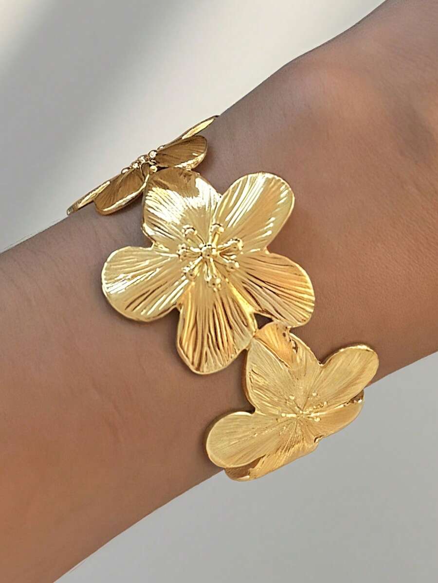 Vintage Exaggerated Luxury Geometric Design Wide Metal Gold Bangle Set