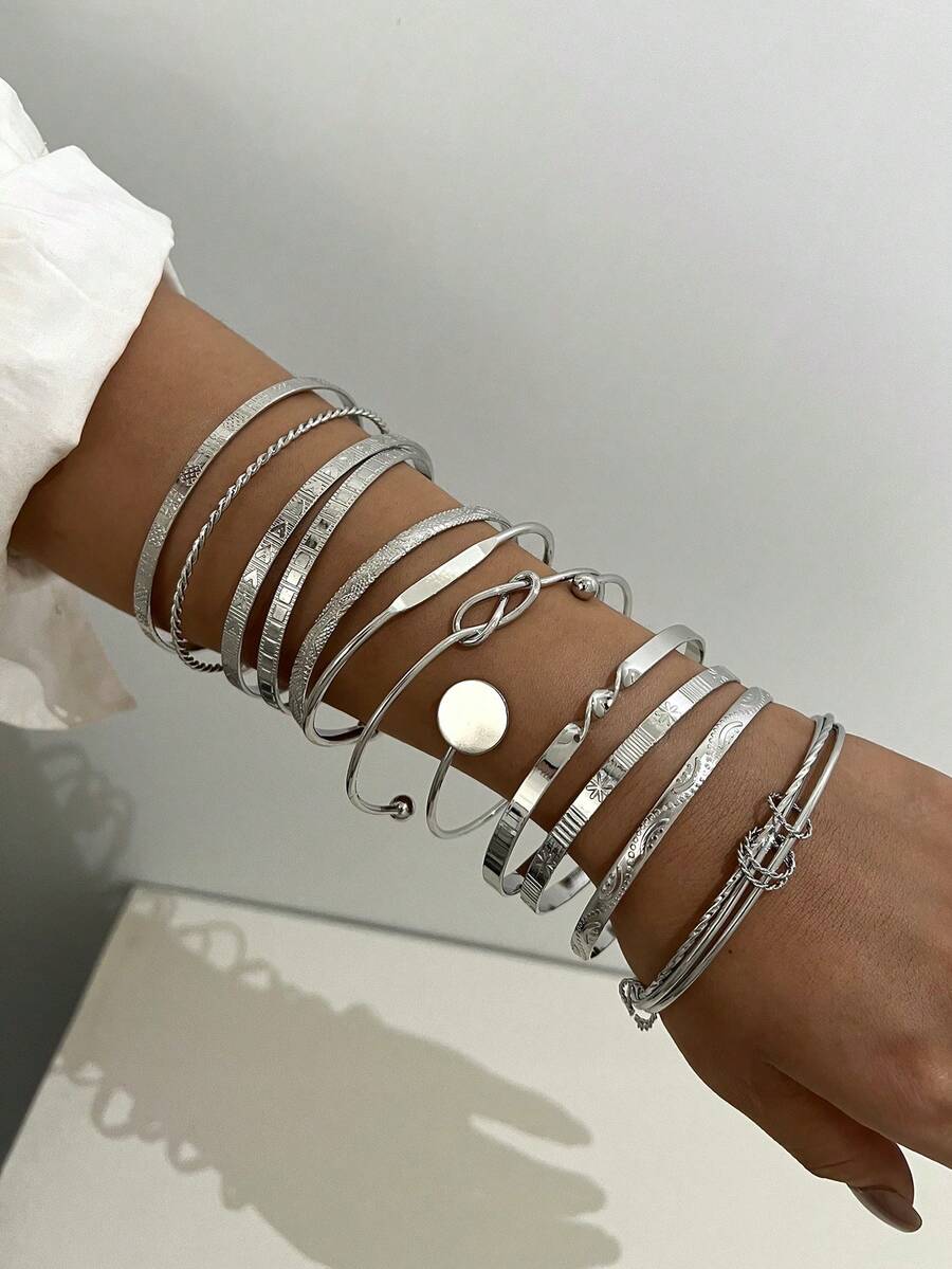 Vintage Exaggerated Luxury Geometric Design Wide Metal Gold Bangle Set