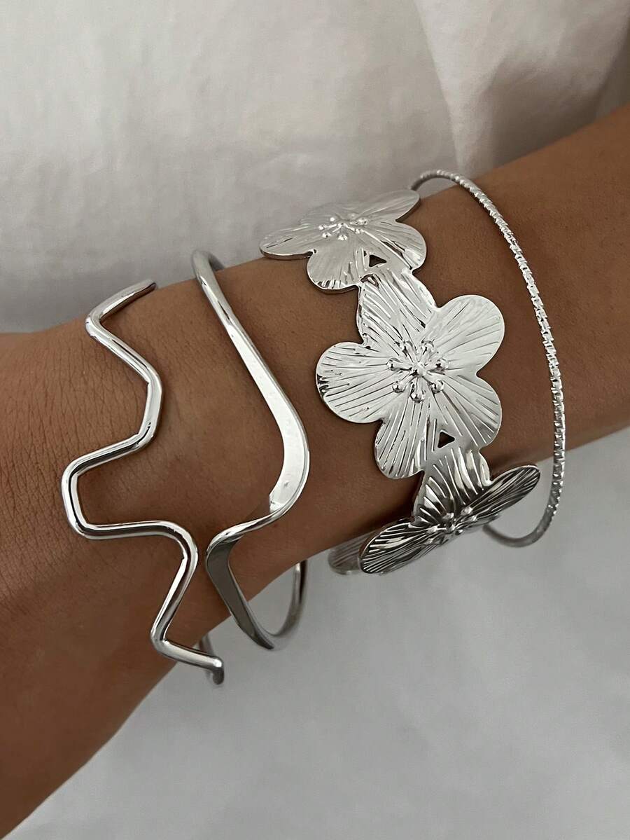 Vintage Exaggerated Luxury Geometric Design Wide Metal Gold Bangle Set