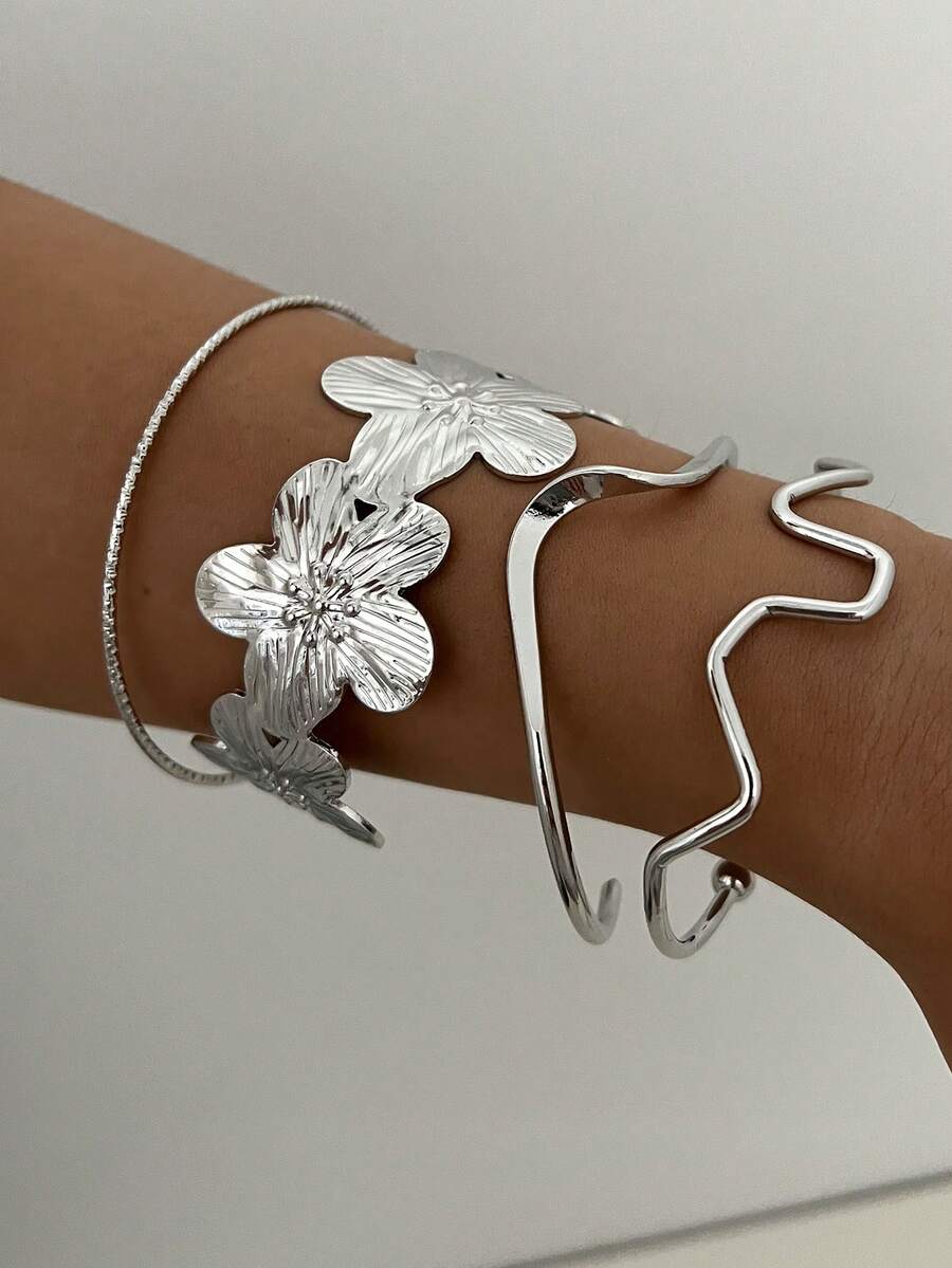 Vintage Exaggerated Luxury Geometric Design Wide Metal Gold Bangle Set