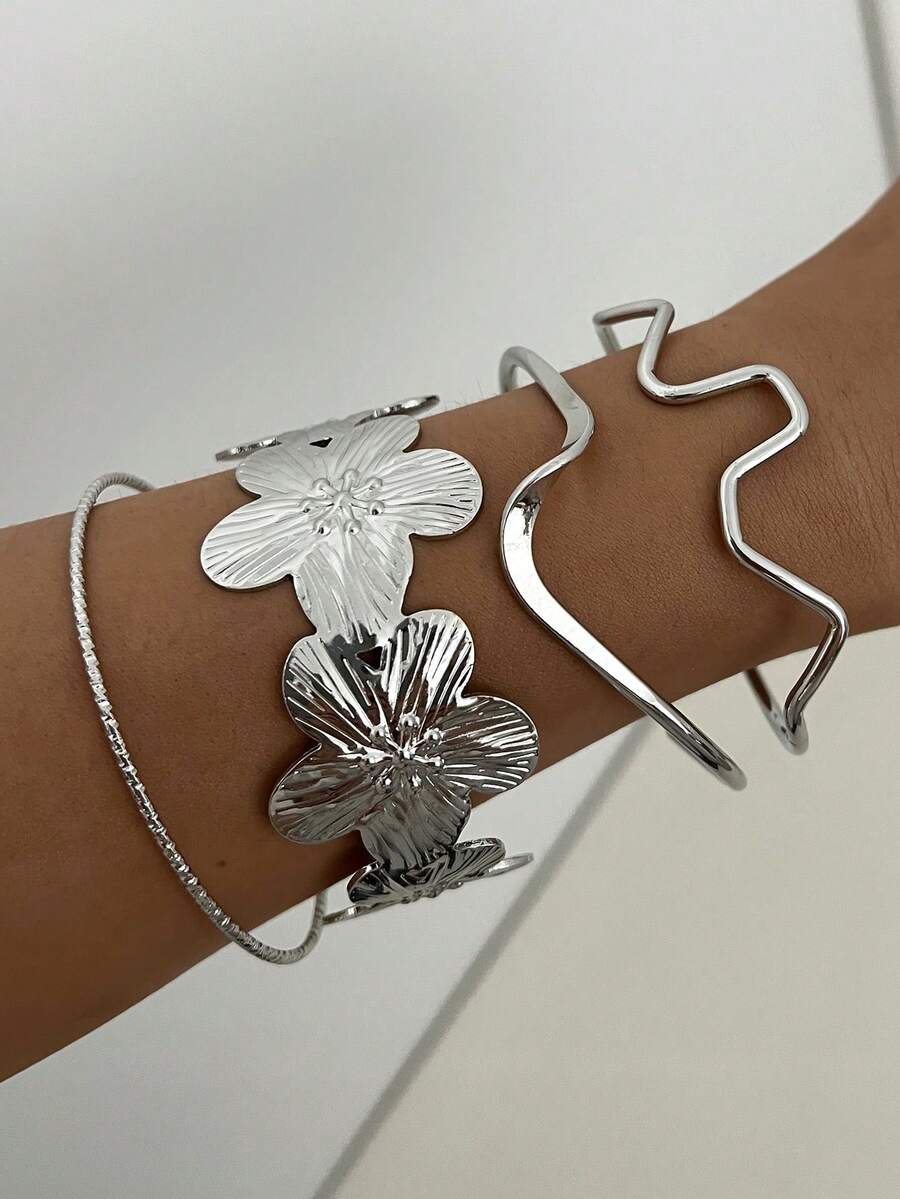 Vintage Exaggerated Luxury Geometric Design Wide Metal Gold Bangle Set